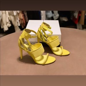 Dolce Vita Halton Leather Heels